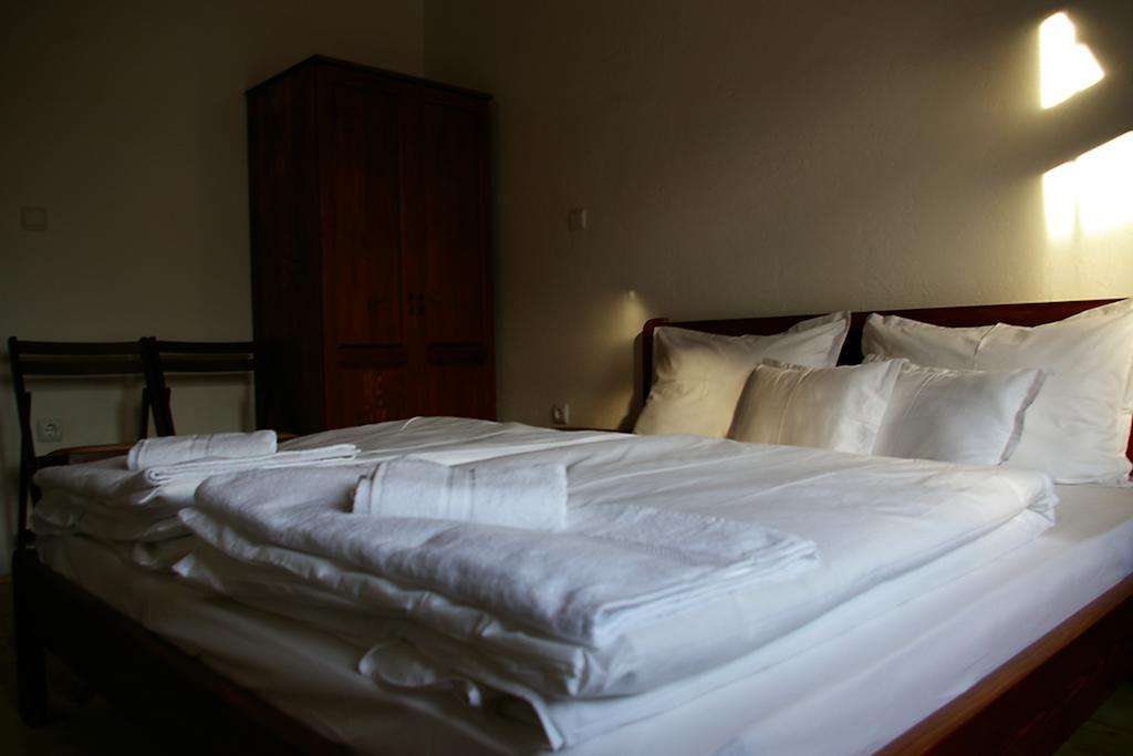 Mutafova Guest House فيليكي بريسلاف الغرفة الصورة